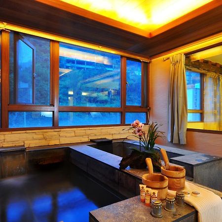 Chief Villa Hot Spring Resort Renai Bagian luar foto