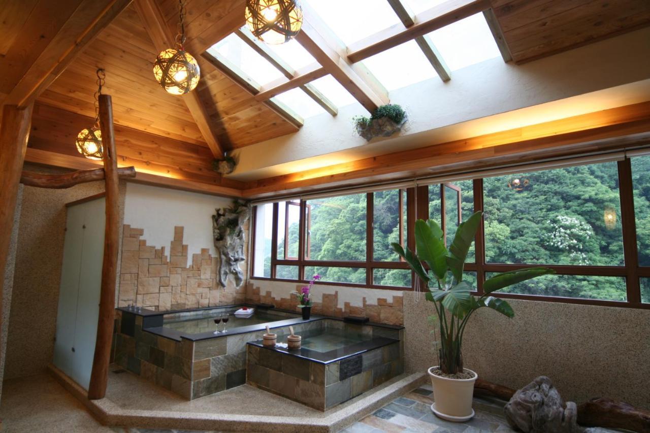 Chief Villa Hot Spring Resort Renai Bagian luar foto